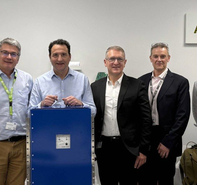 Signature de l’ATE pour le coffret e-DER